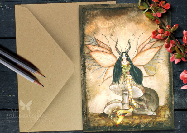 Forest fairy greeting card, forest fairy, forest fairies, carte postale féerique, Carterie d'Art, editions des fees, editeur de cartes d'art, carterie en ligne, editions cartes d'art, cartes postales originales, carterie fantaisie, cartes d'art, carterie d'art, cartes postales d'art, cartes postales feeriques, cartes feeriques, editions cartes postales, cartes d'artistes, cartes de voeux, cartes de voeux feeriques, cartes postales illustrees, carterie papeterie, papeterie fantaisie, art greeting cards, greeting cards, fairy art cards, fairy greeiting cards, art cards online, greeting cards, birthday cards, stationery online, illustrated greeting cards, note cards, fairy note cards, illustration note cards, original art postcards, vintage art postcards, art postcards, postcards illustration, original postcards, cartes féeriques, cartes postales féeriques, les fées, féeriques